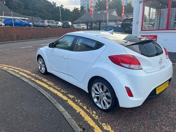 Used Hyundai Veloster 2014 for sale - 77668782: Photo