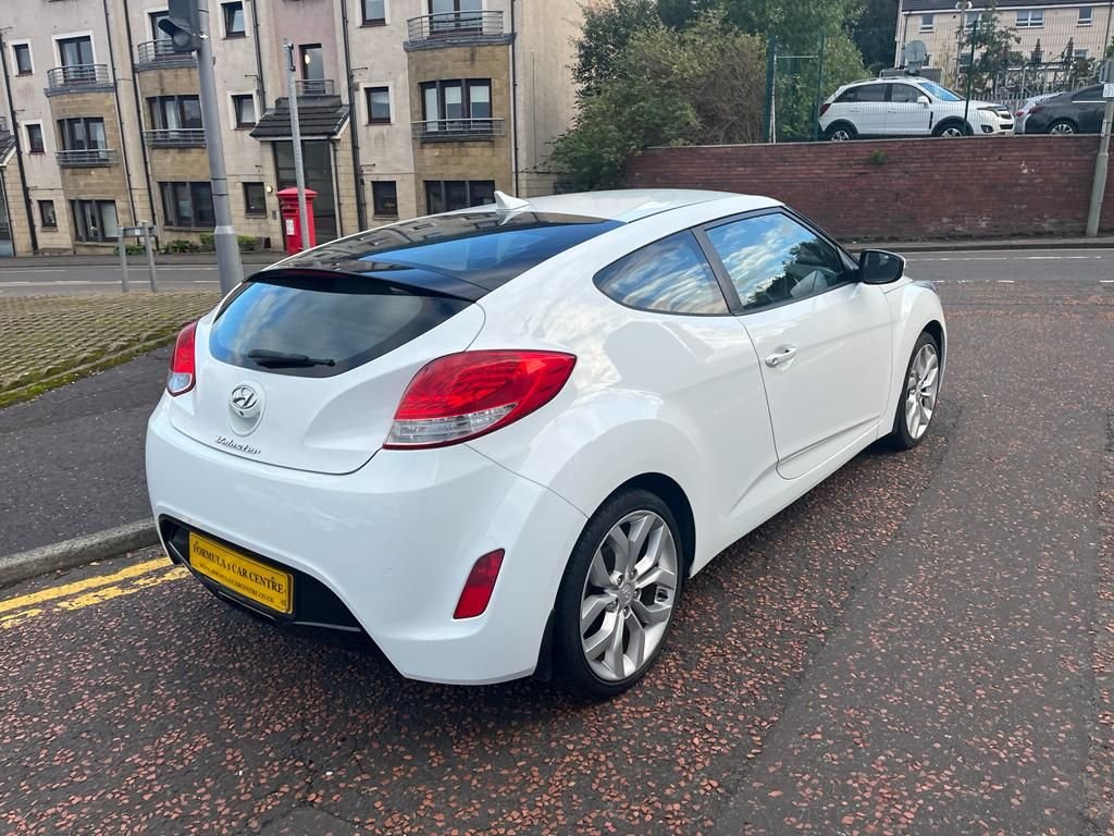 Used Hyundai Veloster 2014 for sale - 77668782: Photo 8