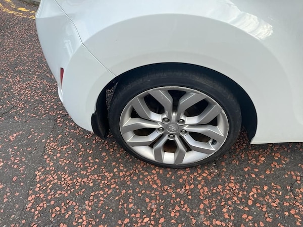 Used Hyundai Veloster 2014 for sale - 68885673: Photo 25