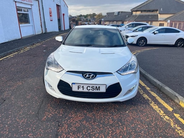 Used Hyundai Veloster 2014 for sale - 68885673: Photo 2