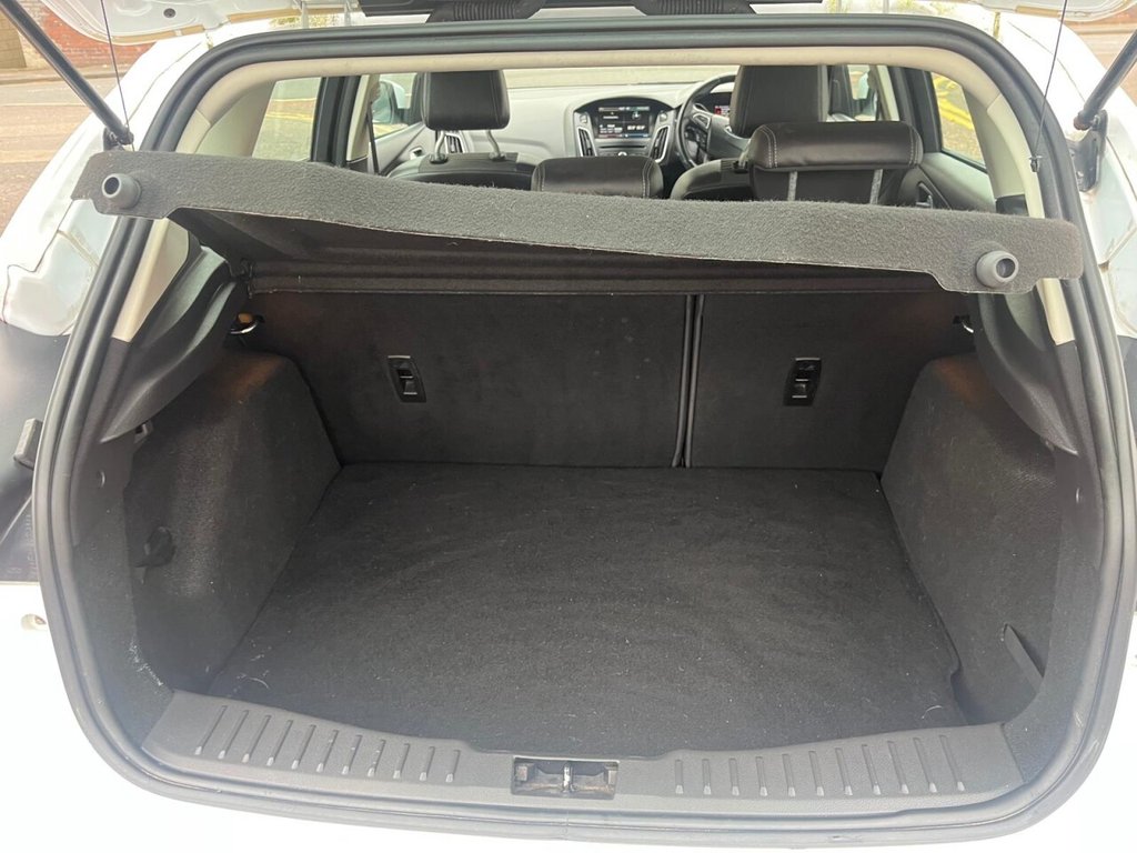 Used Ford Focus 2016 for sale - 76558660: Photo 8