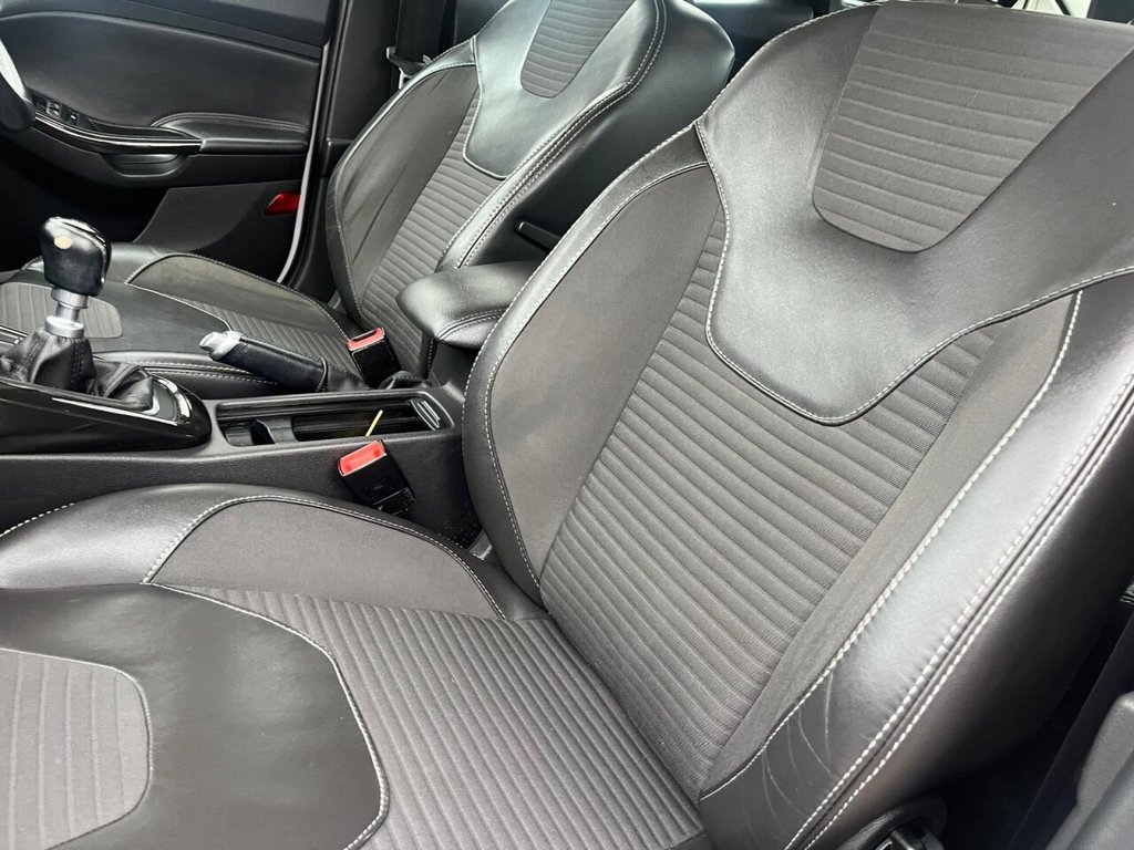 Used Ford Focus 2016 for sale - 76558660: Photo 9