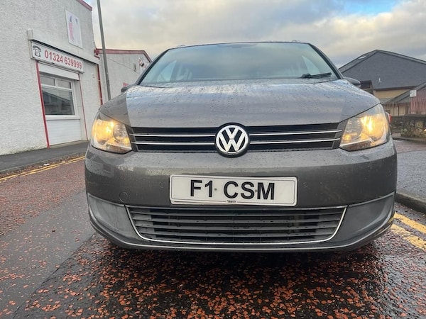 Used Volkswagen Touran 2011 for sale - 69634300: Photo 4