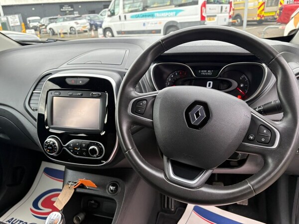 Used Renault Captur 2017 for sale - 75270355: Photo 14