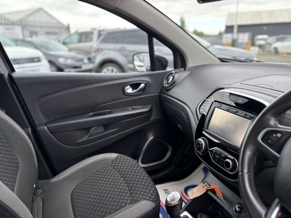 Used Renault Captur 2017 for sale - 75270355: Photo 15