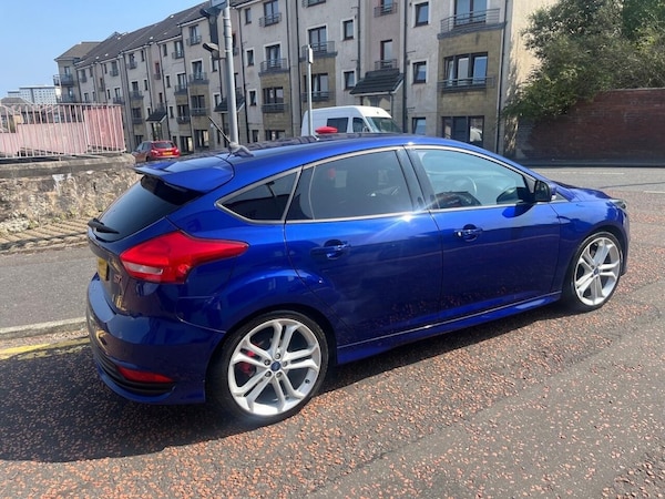 Used Ford Focus 2018 for sale - 75596350: Photo 2