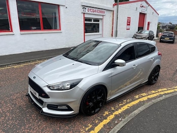 2016 (16) - 2.0 TDCi ST-2 Hatchback 5dr Diesel Manual Euro 6 (s/s) (185 ps)