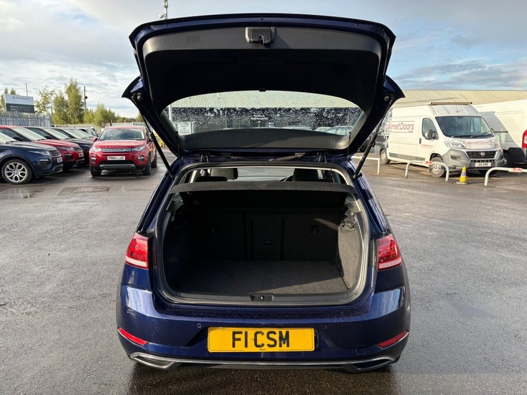 Used Volkswagen Golf 2017 for sale - 77668792: Photo 16