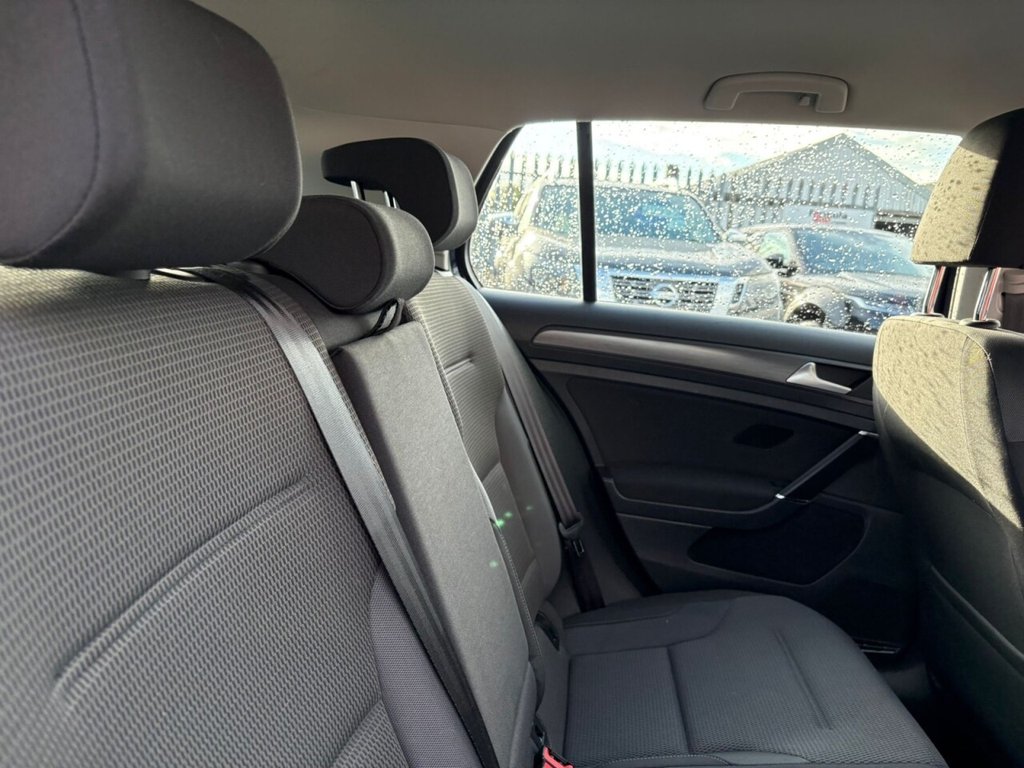 Used Volkswagen Golf 2017 for sale - 77668792: Photo 25