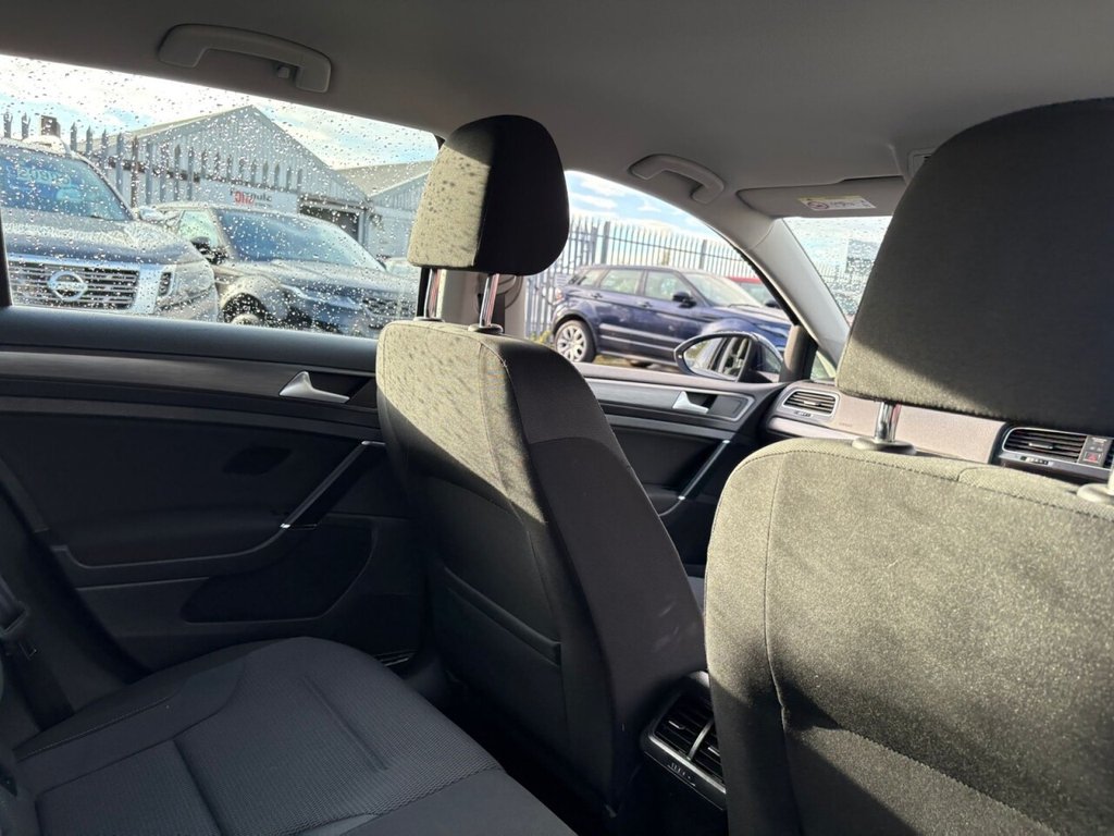 Used Volkswagen Golf 2017 for sale - 77668792: Photo 27