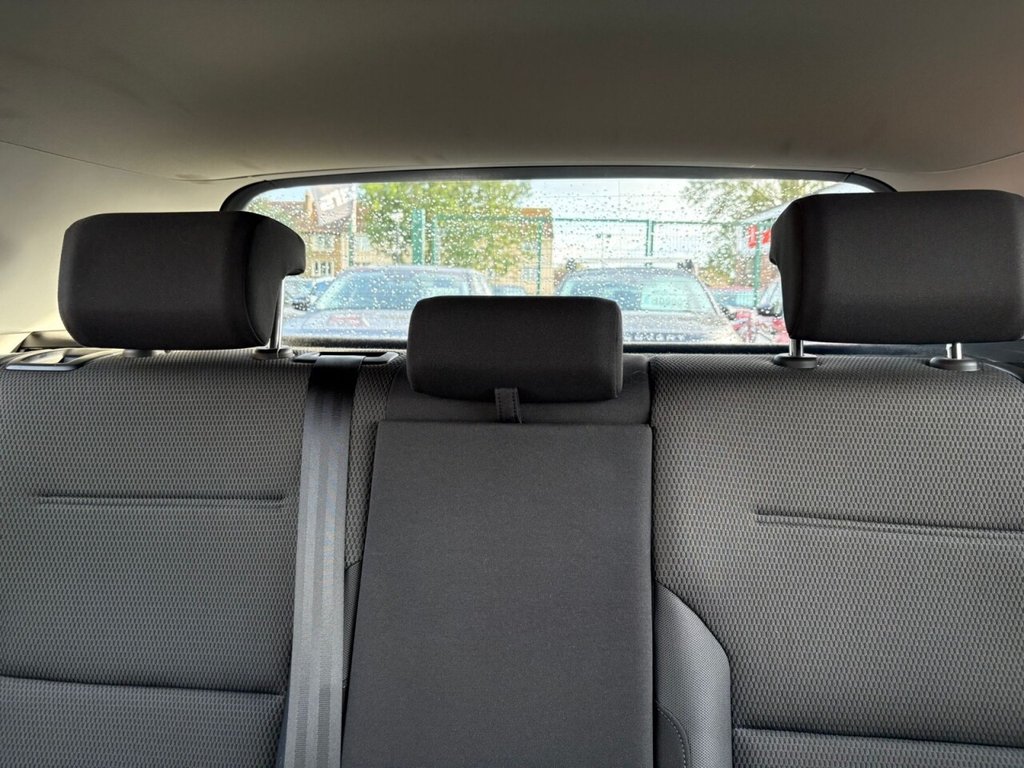 Used Volkswagen Golf 2017 for sale - 77668792: Photo 36