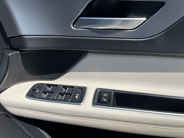 Used Jaguar XF 2018 for sale - 74391335: Photo 14