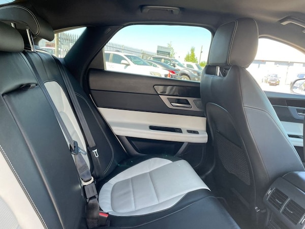 Used Jaguar XF 2018 for sale - 74391335: Photo 22
