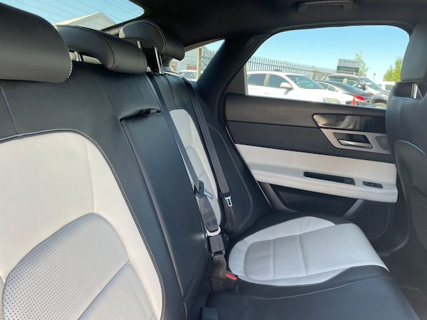 Used Jaguar XF 2018 for sale - 74391335: Photo 24