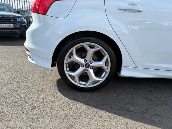 Used Ford Focus 2014 for sale - 75527564: Photo 16