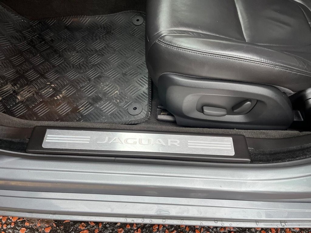 Used Jaguar XF 2015 for sale - 77153126: Photo 19