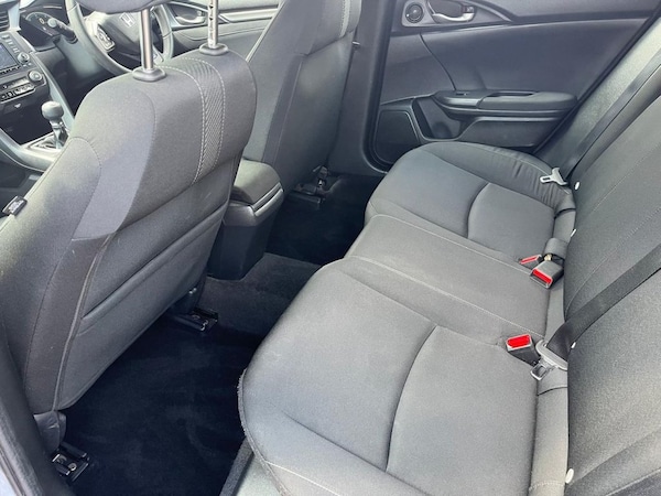 Used Honda Civic 2018 for sale - 71148791: Photo 15