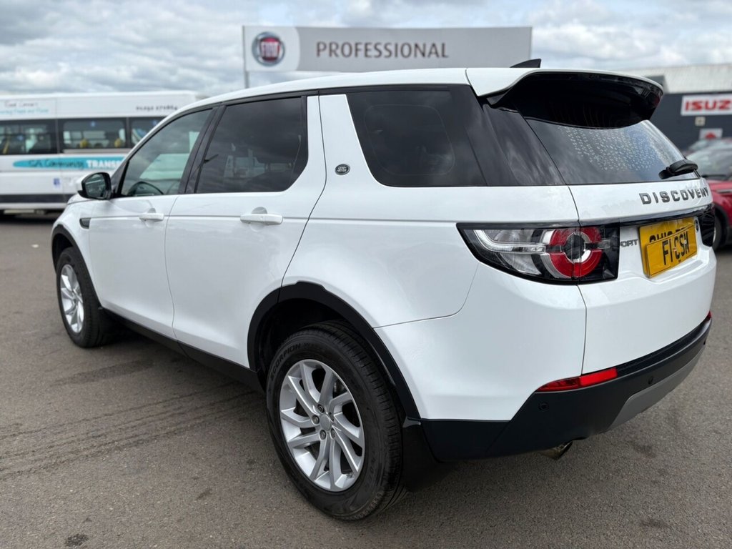Used Land Rover Discovery Sport 2018 for sale - 77152909: Photo 5