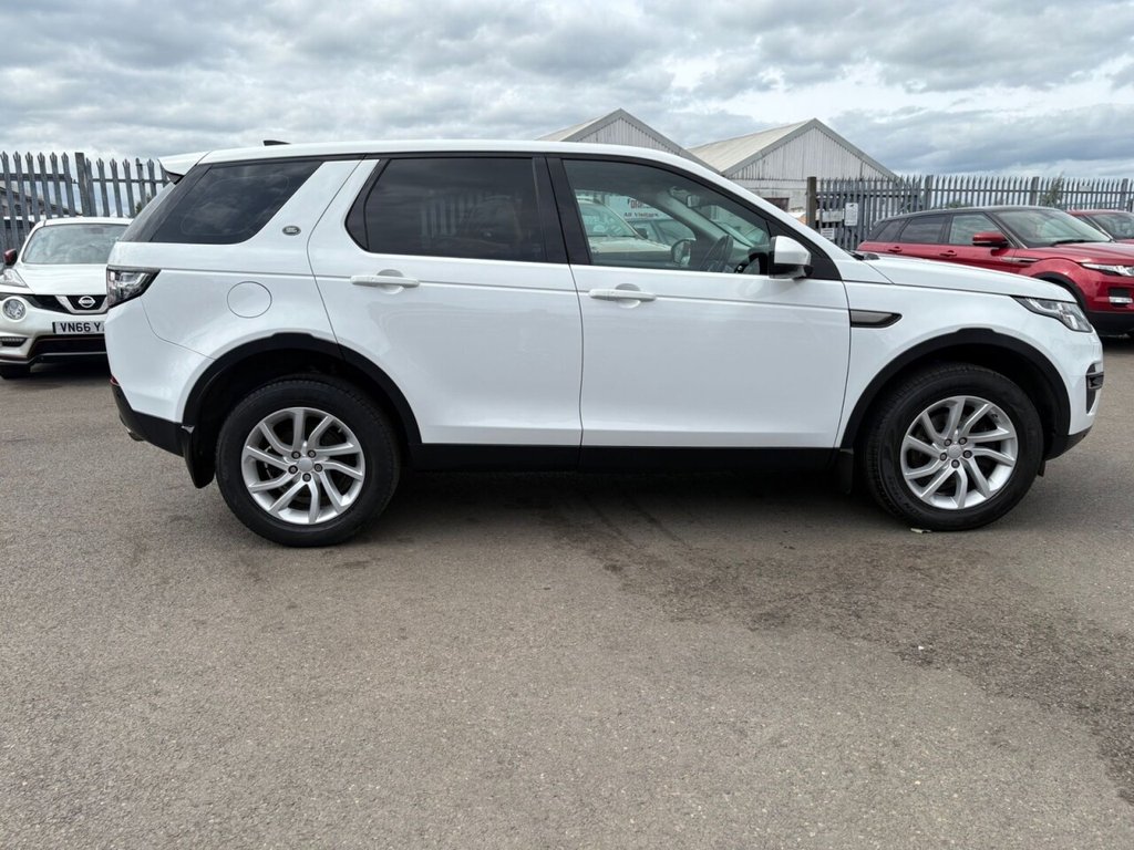Used Land Rover Discovery Sport 2018 for sale - 77152909: Photo 7
