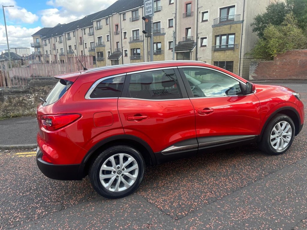 Used Renault Kadjar 2015 for sale - 75986861: Photo 2