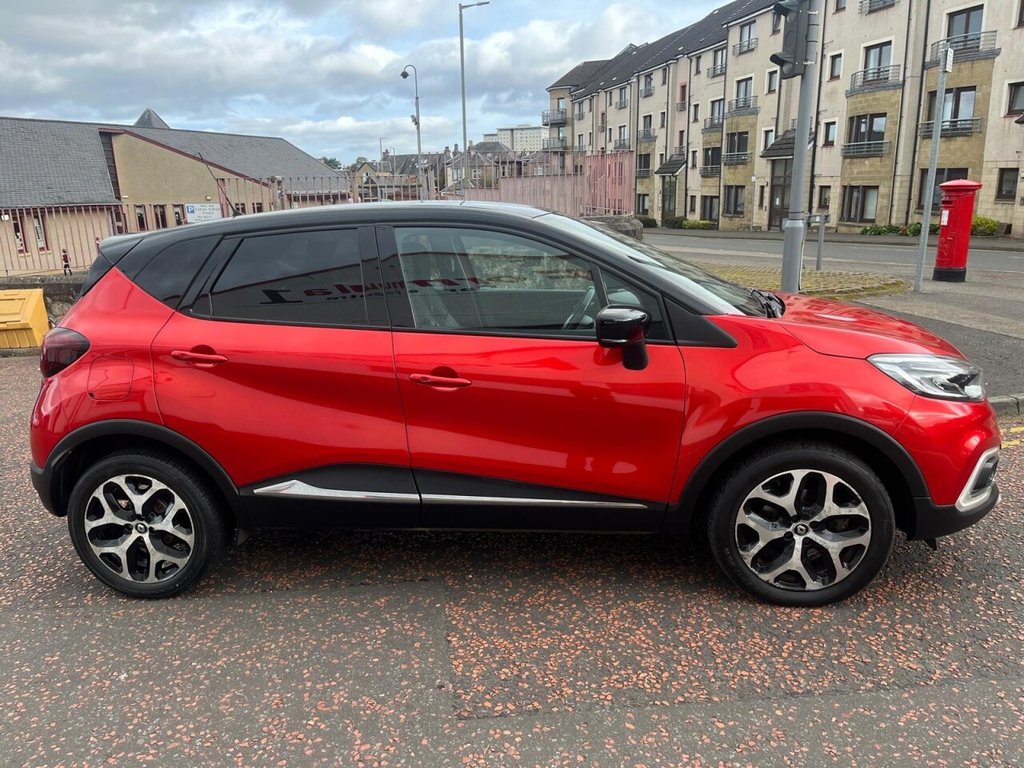 Used Renault Captur 2018 for sale - 76297217: Photo 2