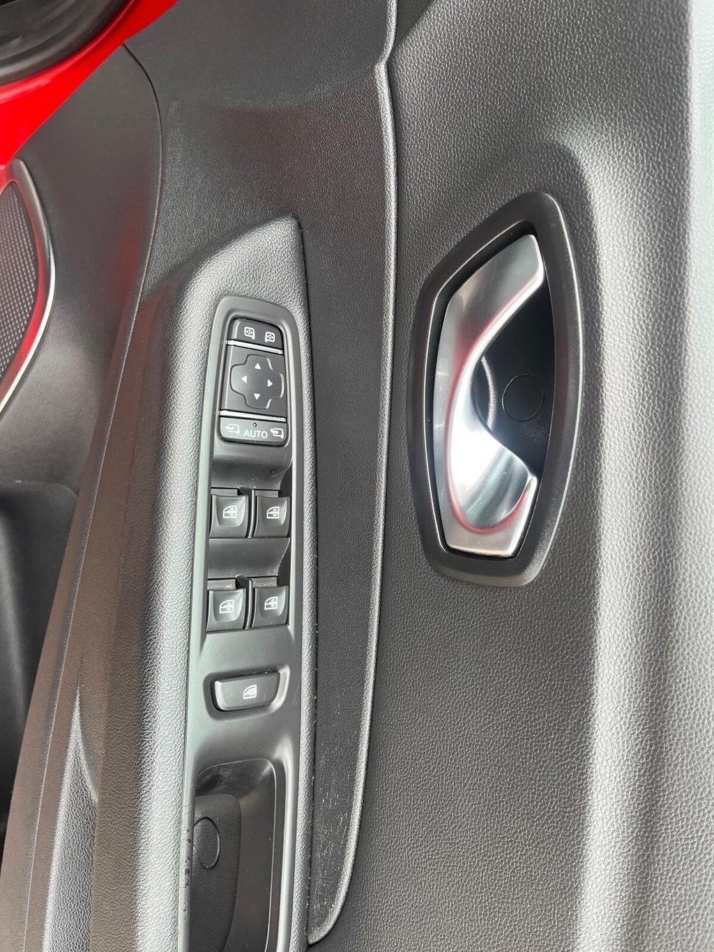 Used Renault Captur 2018 for sale - 76297217: Photo 22