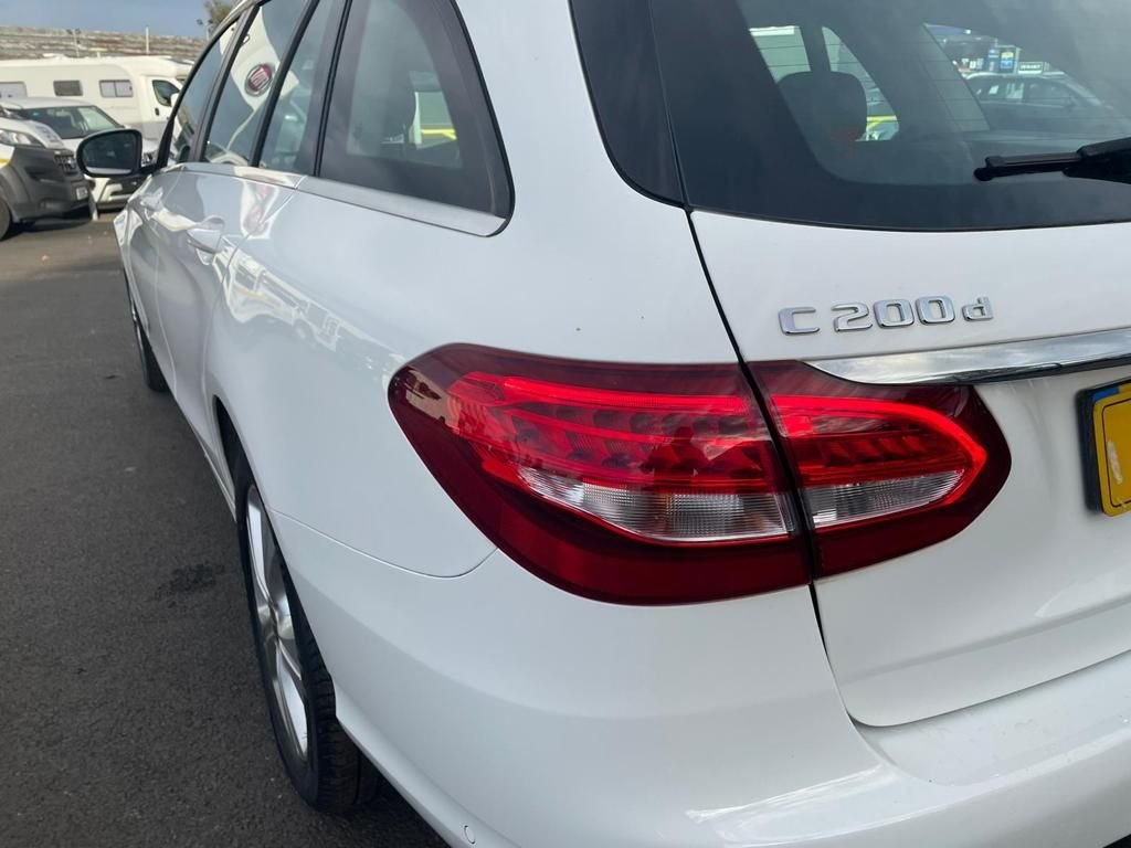 Used Mercedes-Benz C Class 2017 for sale - 77668750: Photo 12