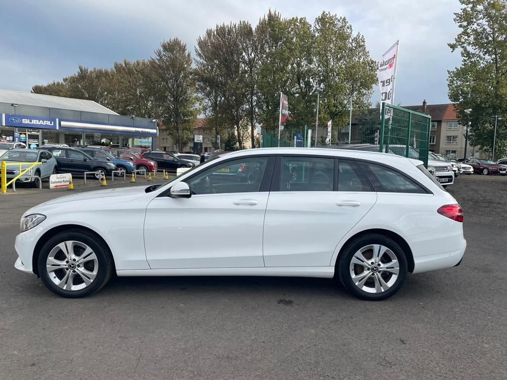 Used Mercedes-Benz C Class 2017 for sale - 77668750: Photo 4