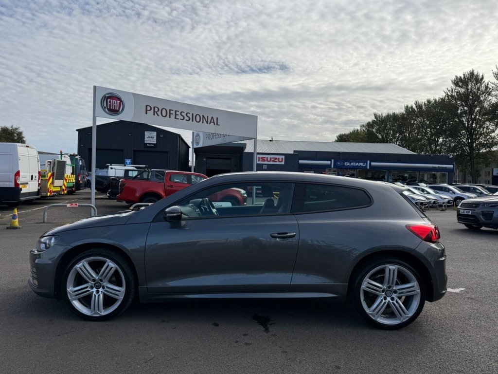 Used Volkswagen Scirocco 2015 for sale - 76162655: Photo 5