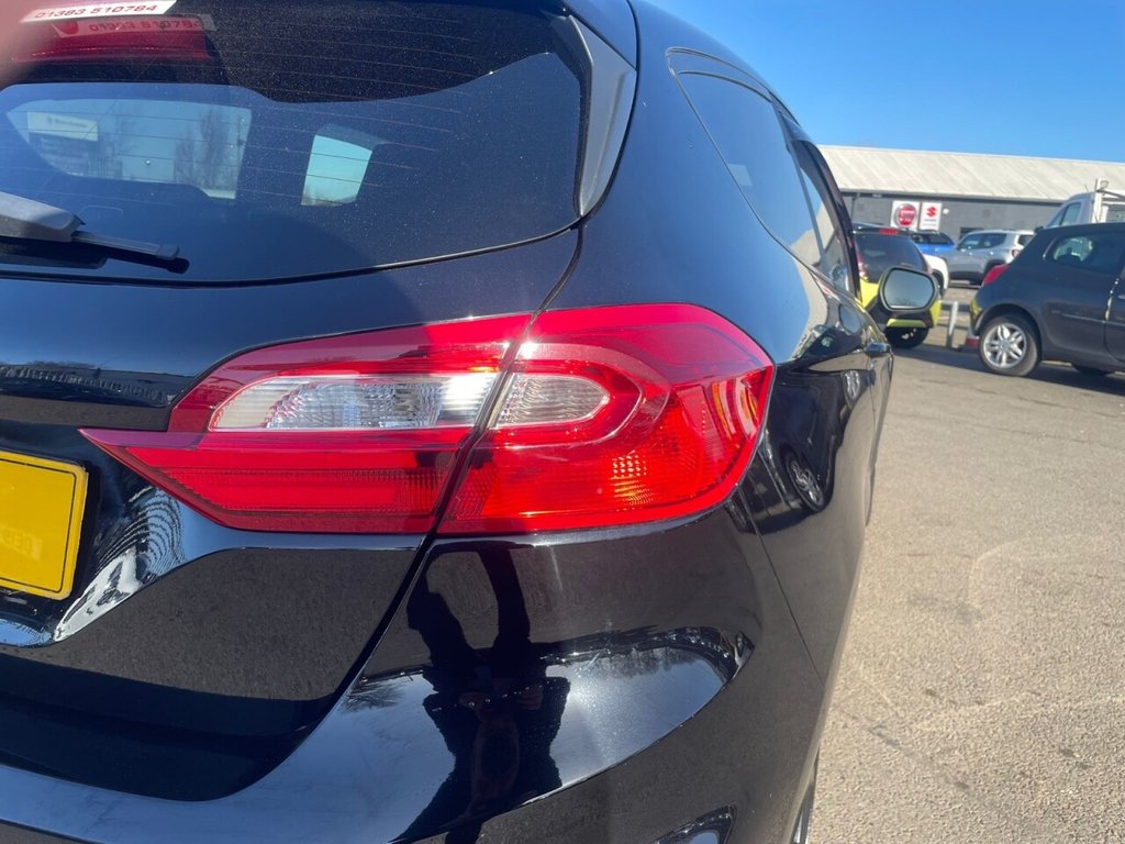 Used Ford Fiesta 2018 for sale - 77764576: Photo 9