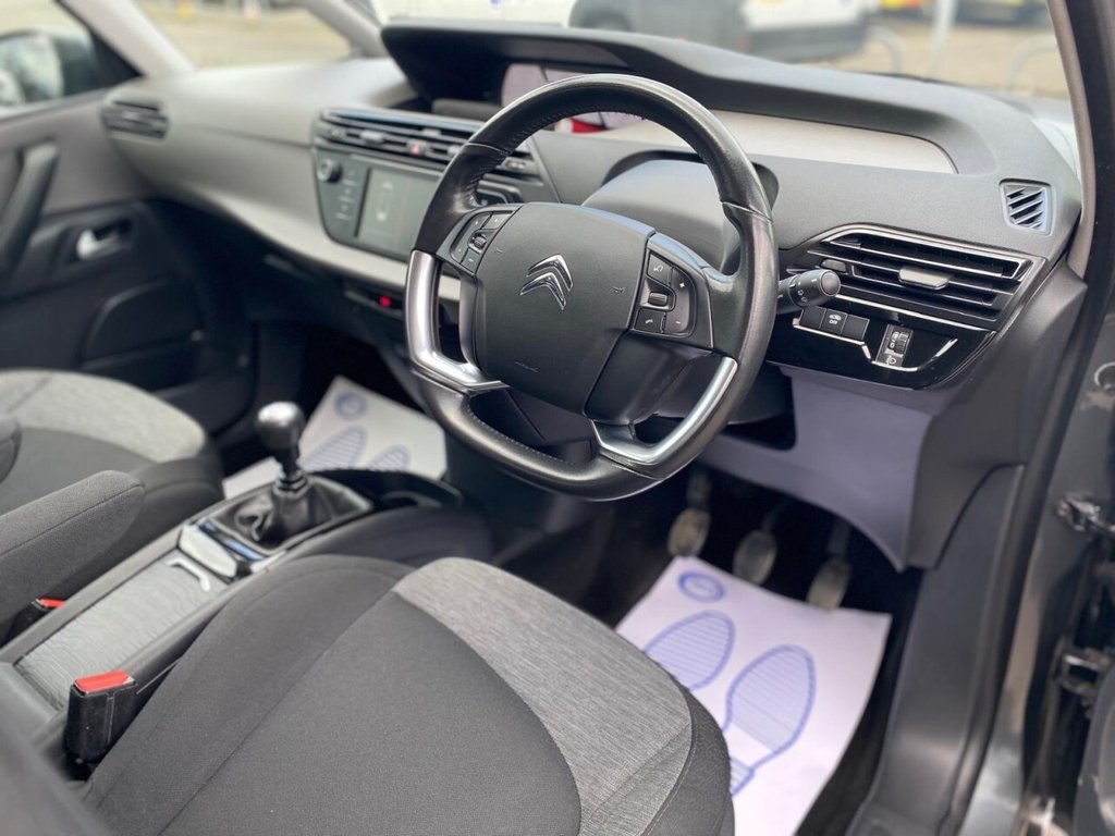 Used Citroen C4 Grand Picasso 2017 for sale - 76162895: Photo 24