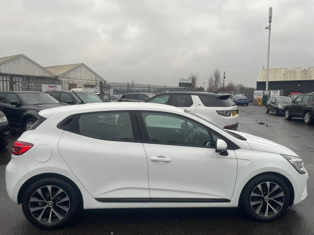 Used Renault Clio 2022 for sale - 77355711: Photo 10