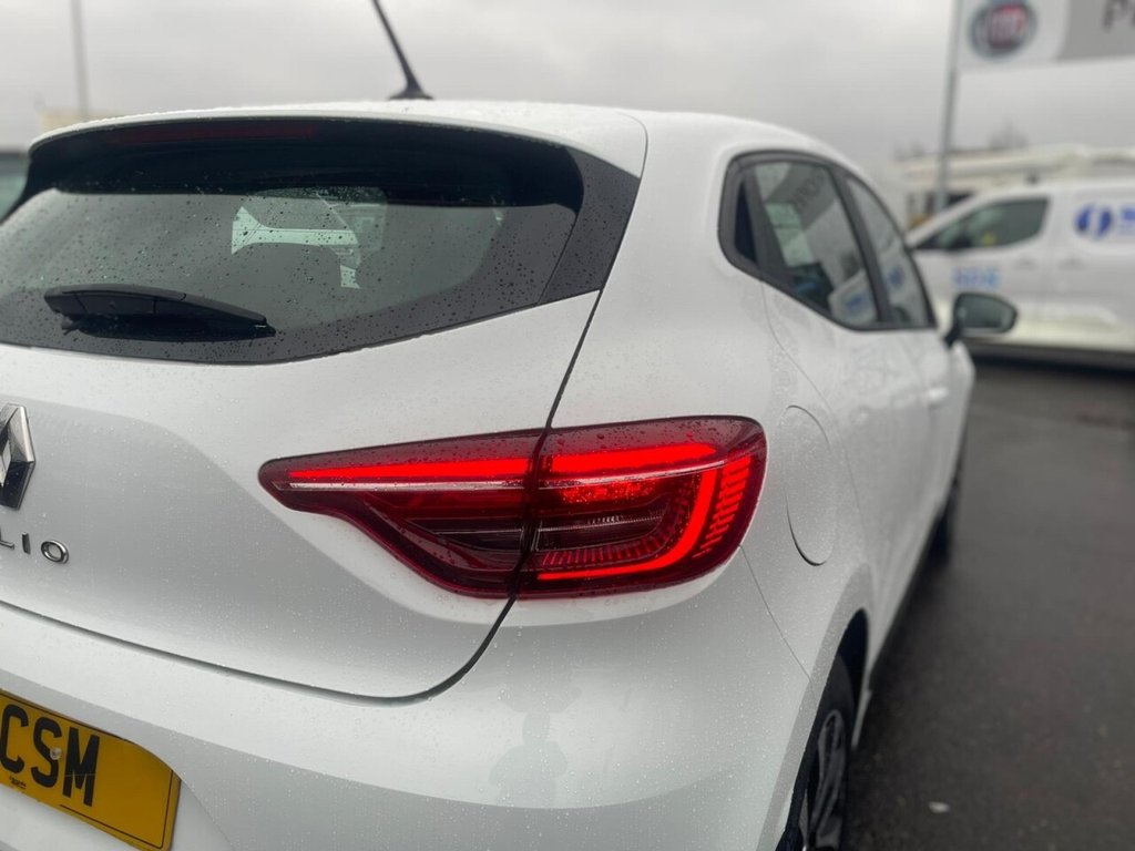 Used Renault Clio 2022 for sale - 77355711: Photo 15