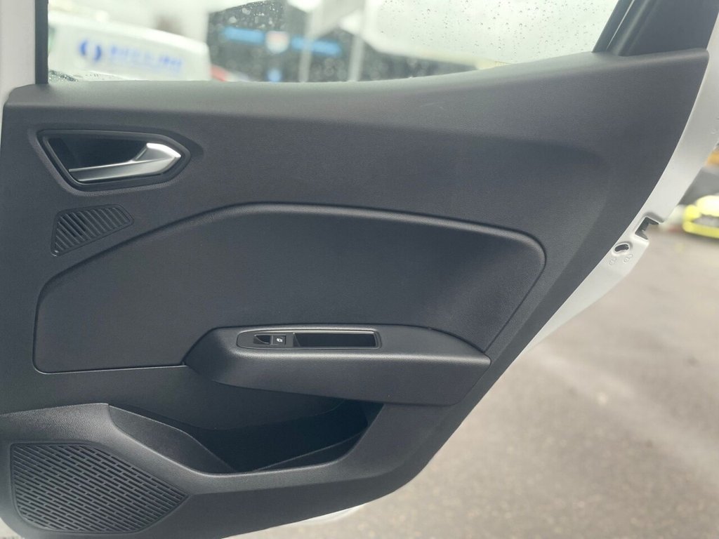 Used Renault Clio 2022 for sale - 77355711: Photo 18