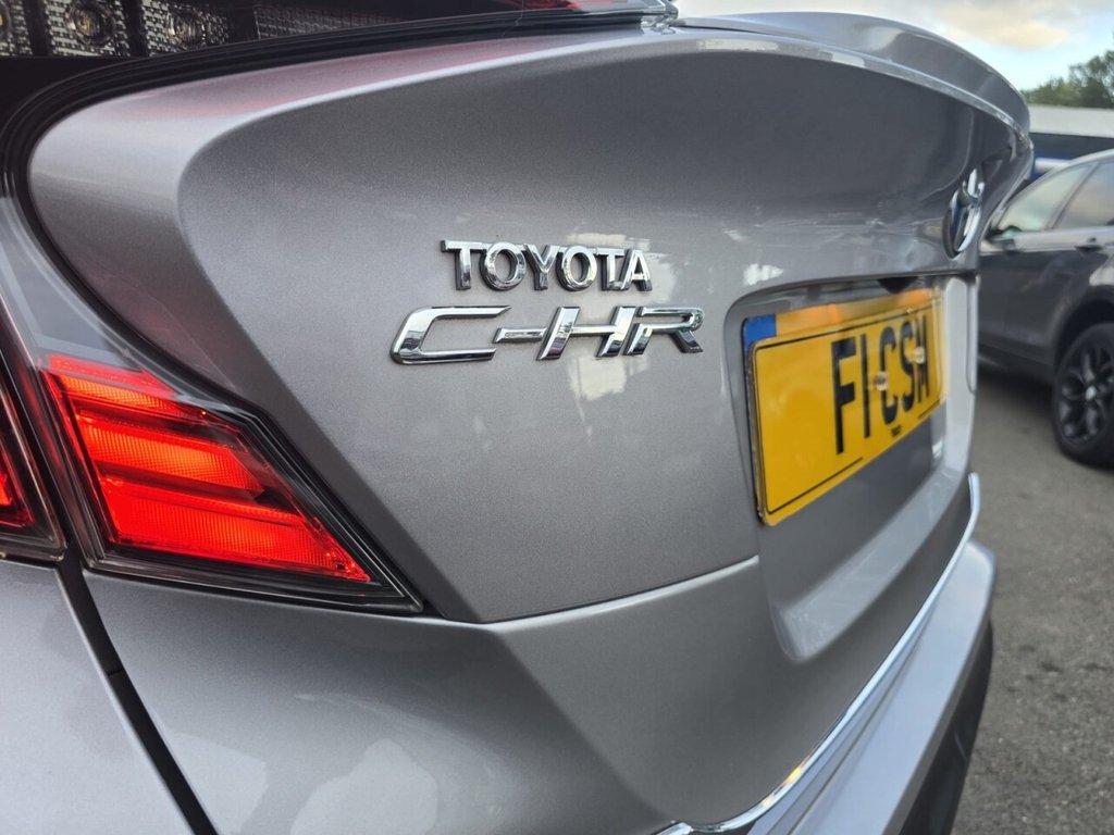 Used Toyota C-HR 2018 for sale - 76163559: Photo 17