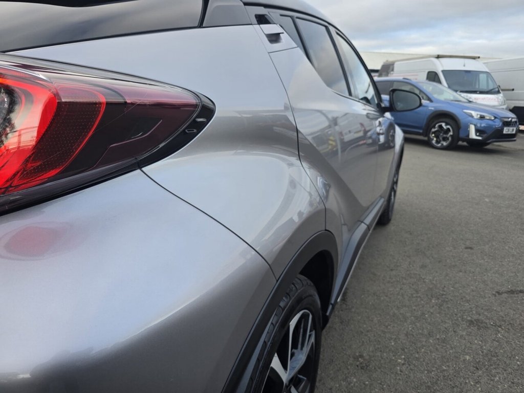Used Toyota C-HR 2018 for sale - 76163559: Photo 18
