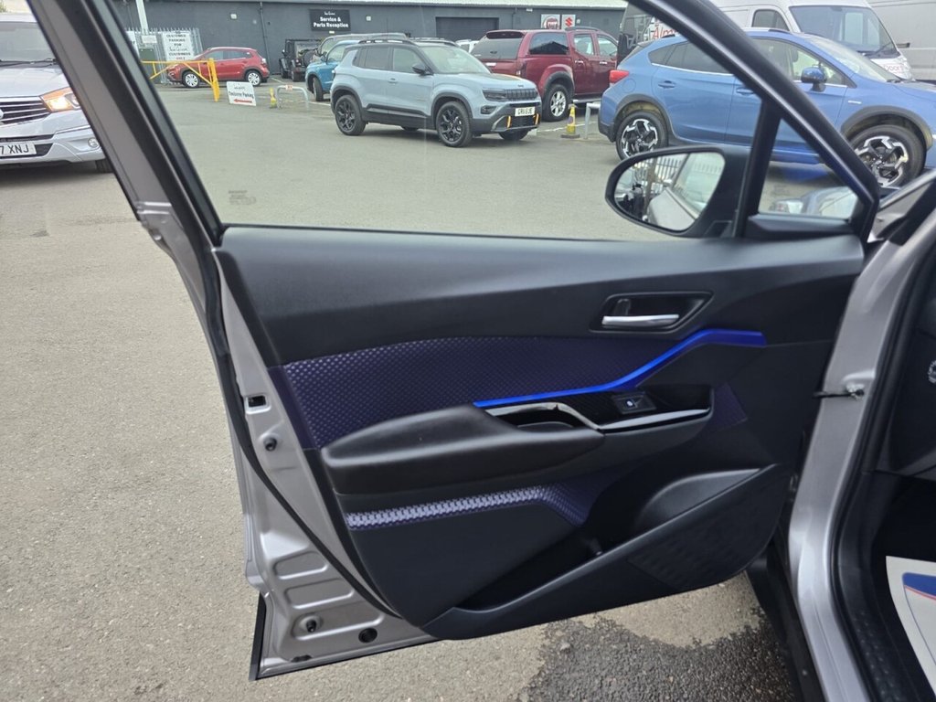 Used Toyota C-HR 2018 for sale - 76163559: Photo 31