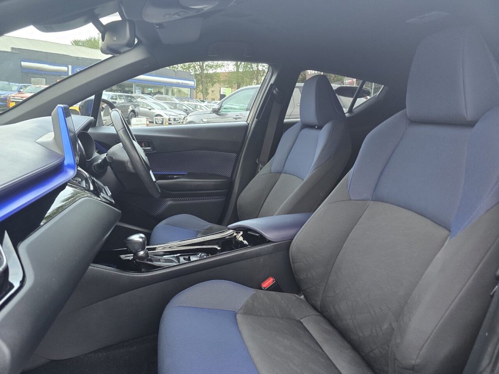 Used Toyota C-HR 2018 for sale - 76163559: Photo 32