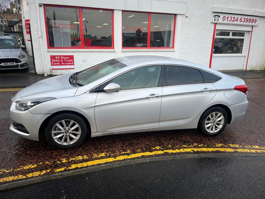 Used Hyundai i40 2015 for sale - 76900529: Photo 1