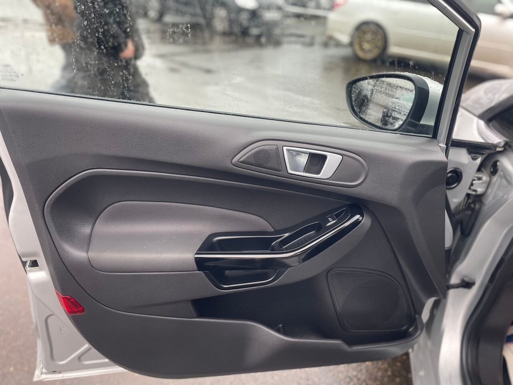 Used Ford Fiesta 2013 for sale - 77153201: Photo 22