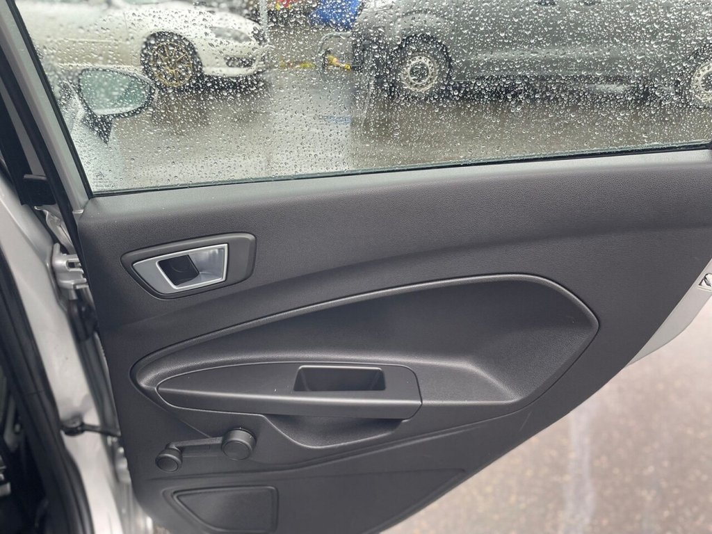 Used Ford Fiesta 2013 for sale - 77153201: Photo 24