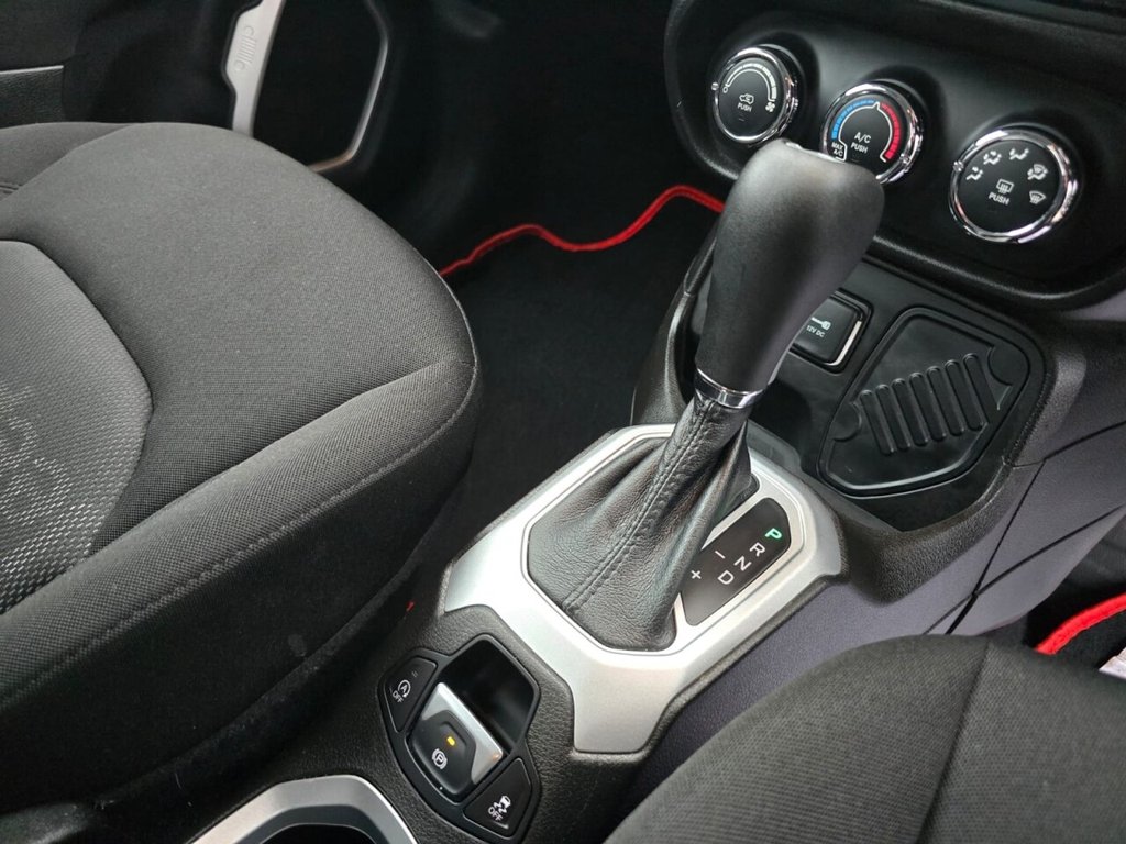 Used Jeep Renegade 2017 for sale - 77990873: Photo 35