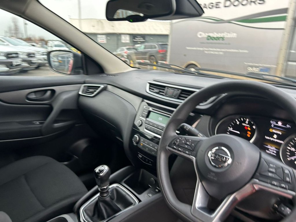 Used Nissan Qashqai 2017 for sale - 77668778: Photo 15