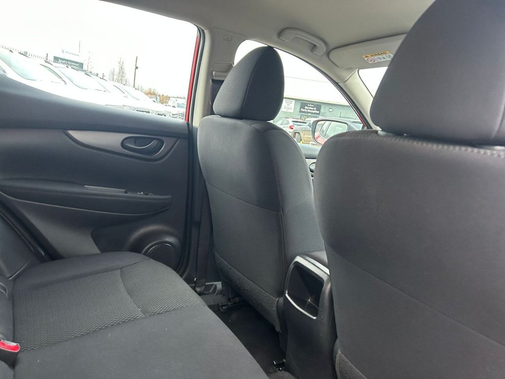 Used Nissan Qashqai 2017 for sale - 77668778: Photo 21