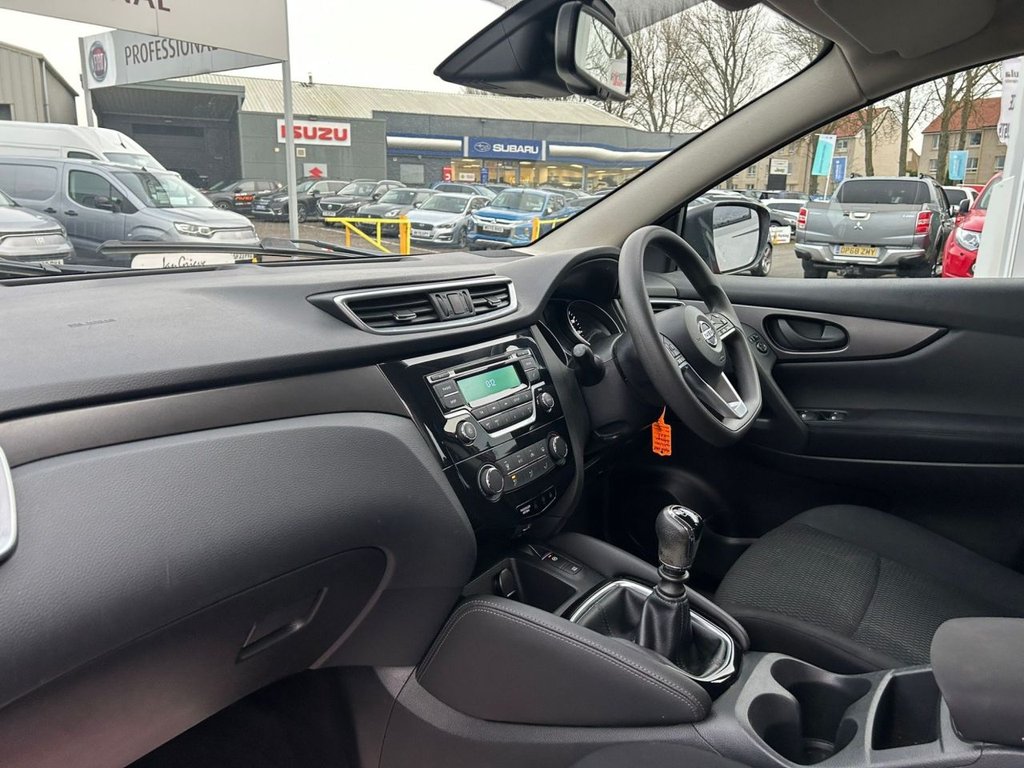 Used Nissan Qashqai 2017 for sale - 77668778: Photo 27