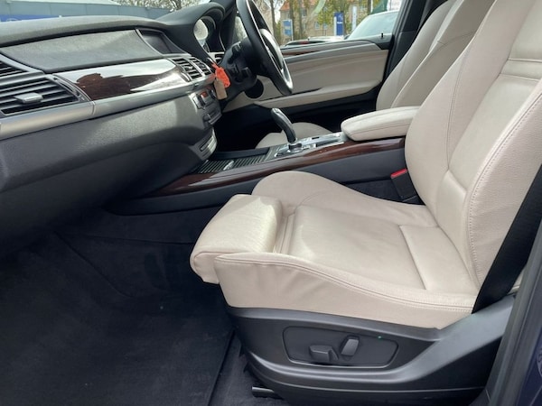 Used BMW X5 2011 for sale - 69944682: Photo 32