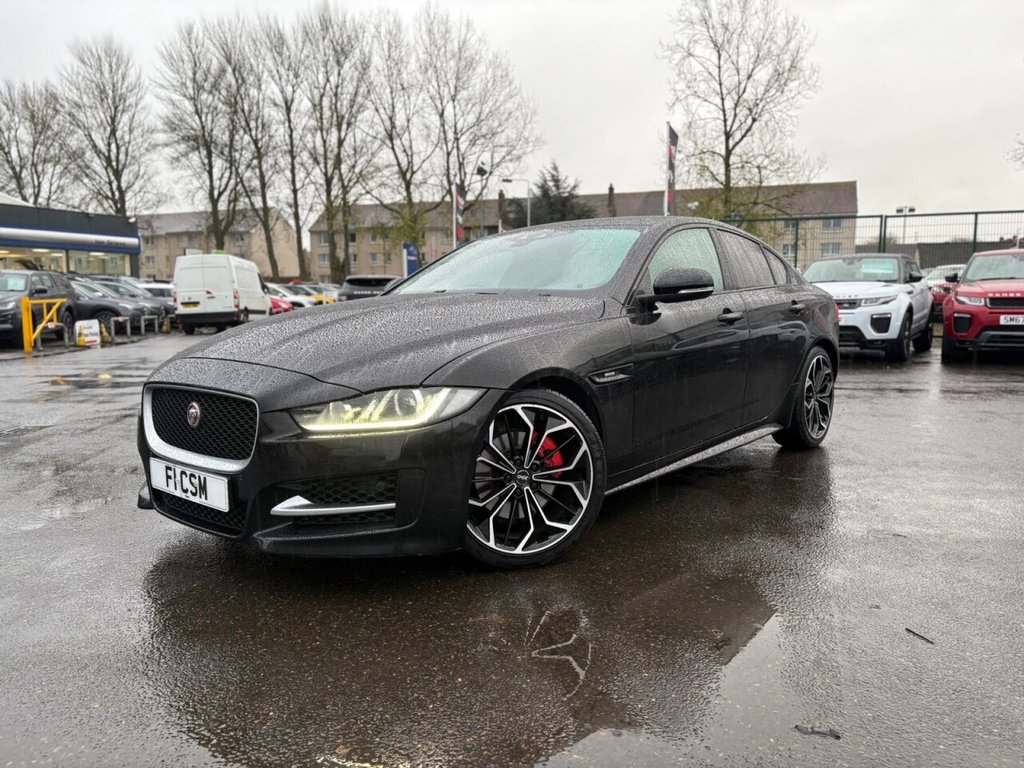 Used Jaguar XE 2015 for sale - 76654376: Photo 1
