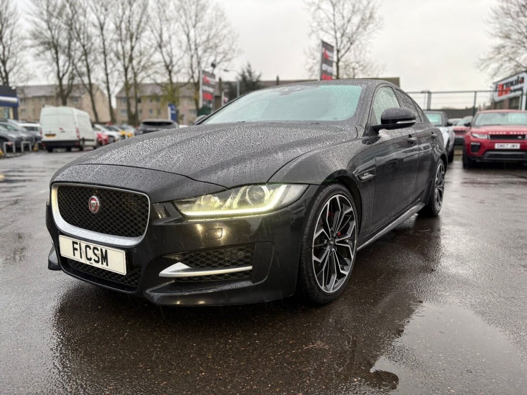 Used Jaguar XE 2015 for sale - 76654376: Photo 2