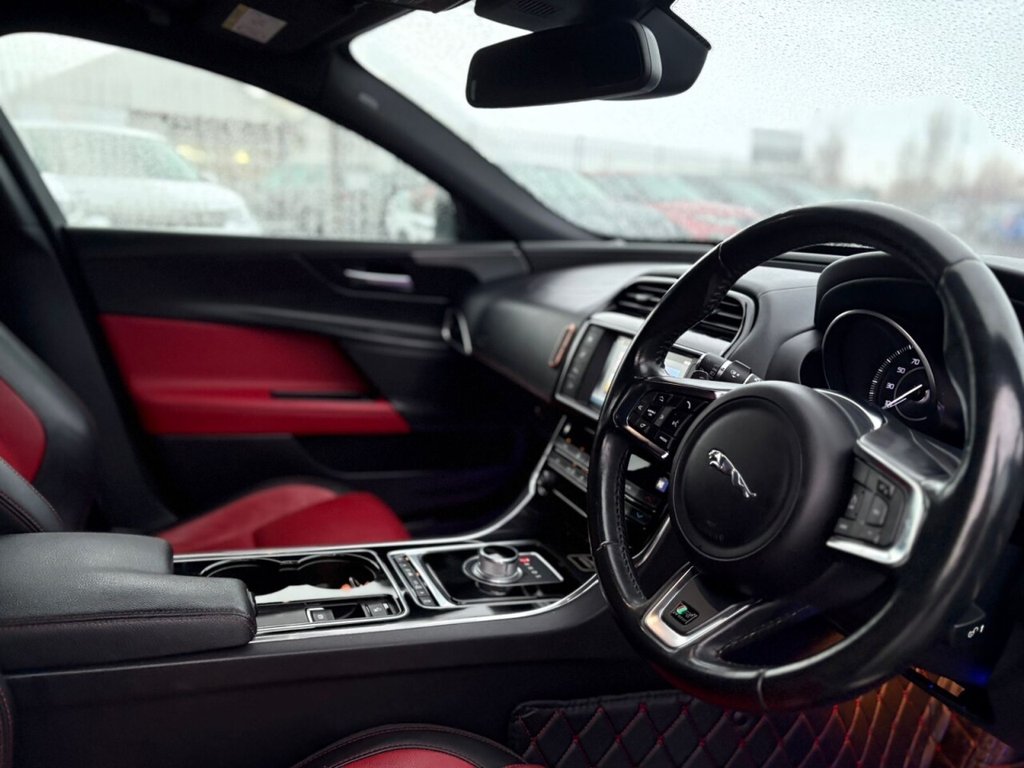 Used Jaguar XE 2015 for sale - 76654376: Photo 23