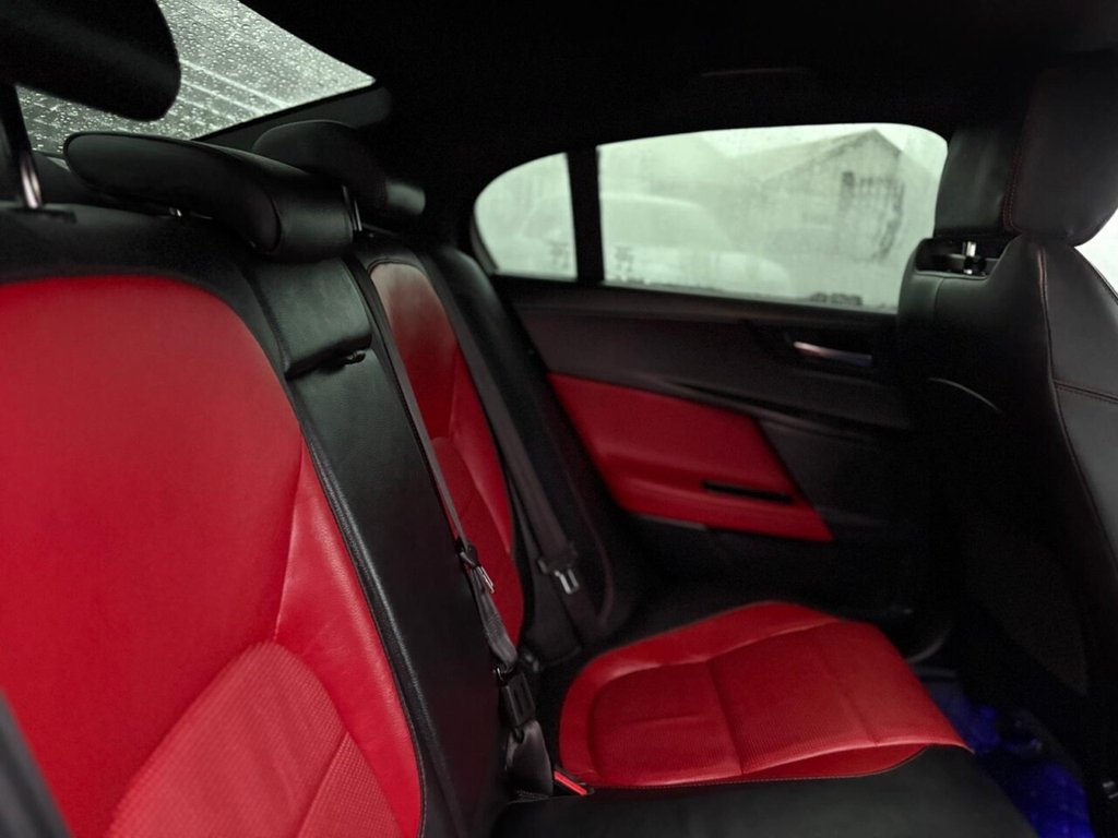 Used Jaguar XE 2015 for sale - 76654376: Photo 28